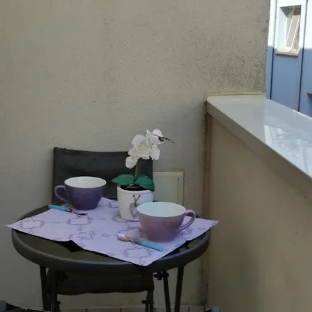 Orchidea Apartment *